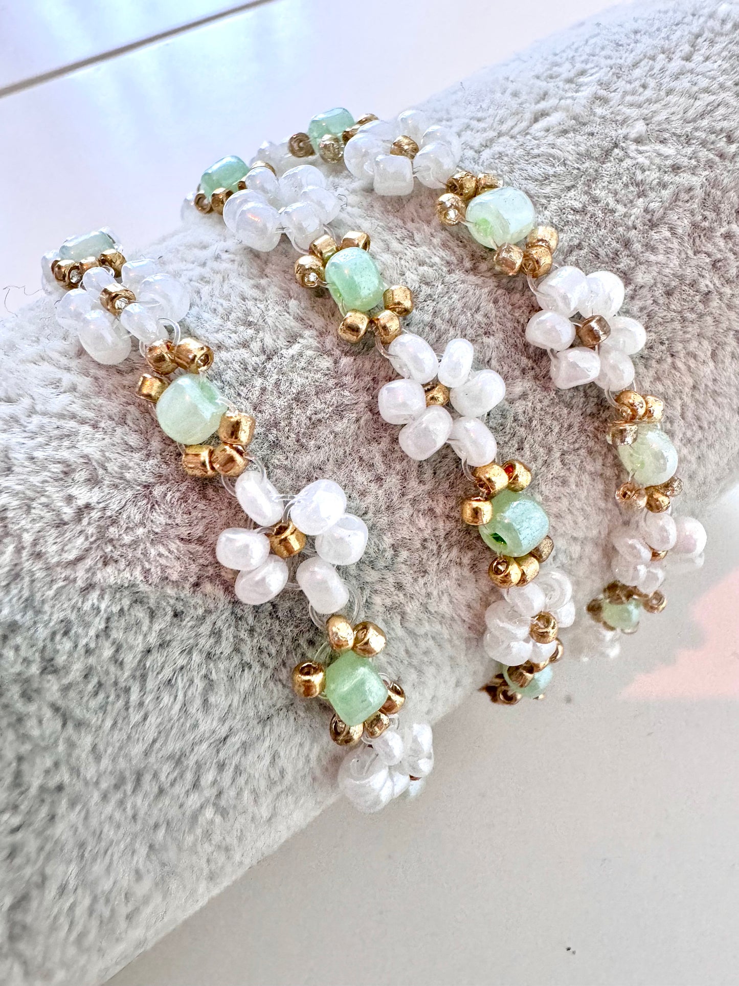 Green Daisy Bracelet by Diane